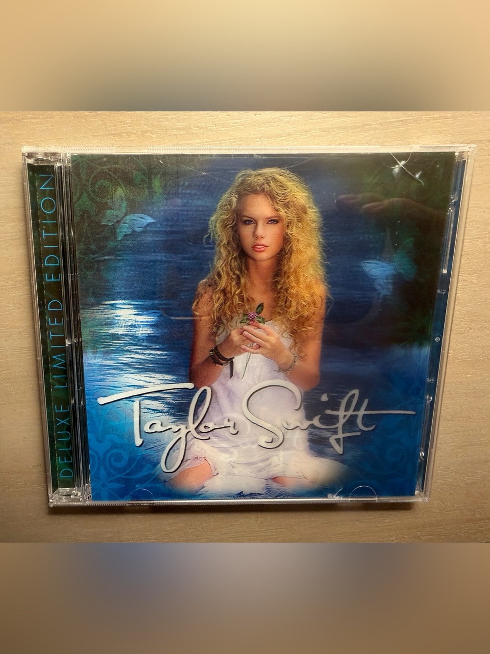 Taylor Swift Debut CD and DVD Deluxe Limited Edition Lenticular 3D cover RARE